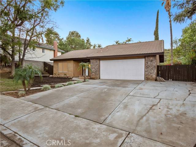 2446 Antelope Drive, Corona, CA 92882