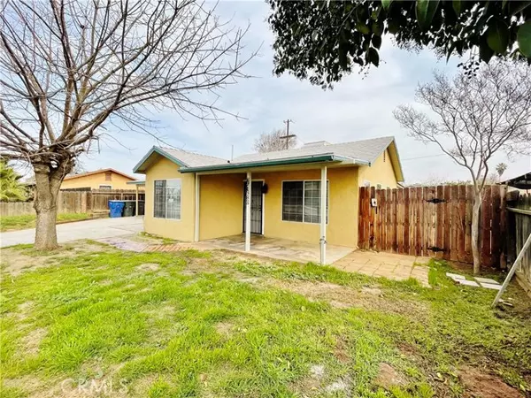 7168 N Ingram Avenue, Pinedale, CA 93650