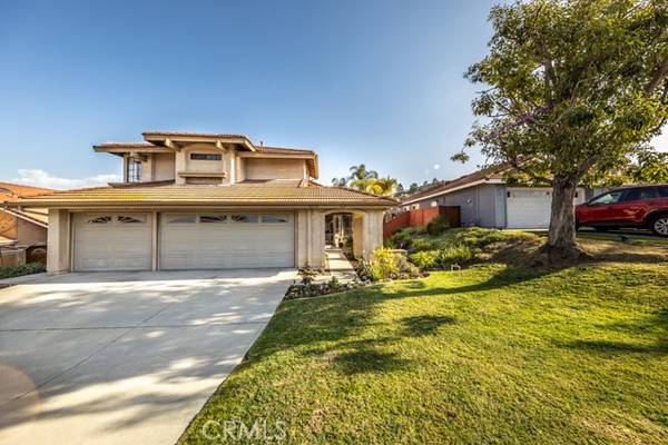 8112 E Carnation Way, Anaheim Hills, CA 92808