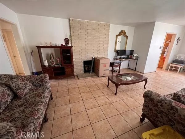 Whittier, CA 90606,11144 See Drive