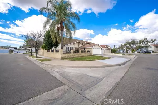 Cerritos, CA 90703,13426 Andy Street