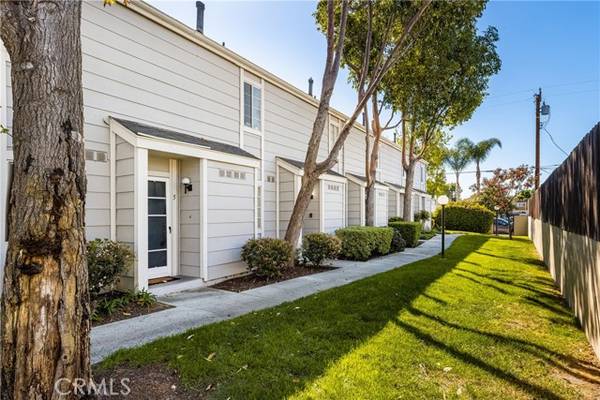 2410 W Orangethorpe Avenue #5, Fullerton, CA 92833