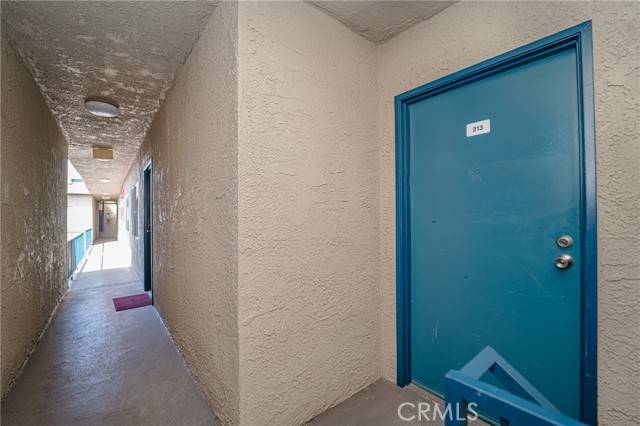 14560 Clark Street #213, Sherman Oaks, CA 91411