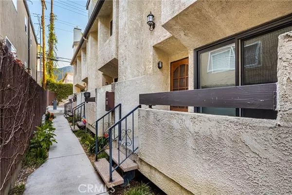 Glendale, CA 91202,543 W Stocker Street #4