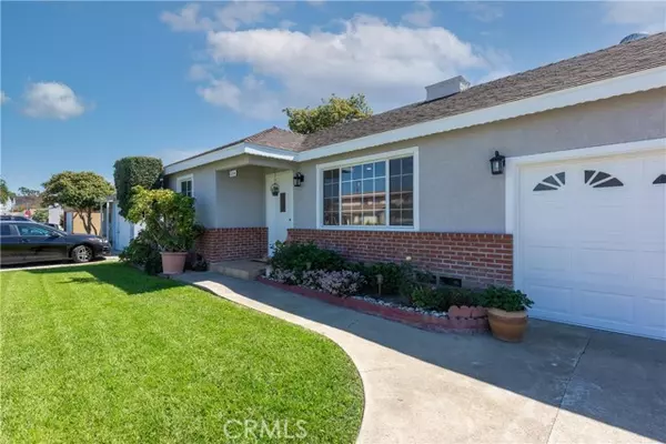 Carson, CA 90810,2714 E 219th Street