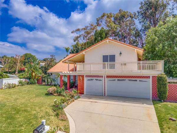 40 Club View Lane, Rolling Hills Estates, CA 90274