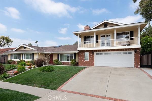 North Tustin, CA 92705,18101 Leafwood Ln