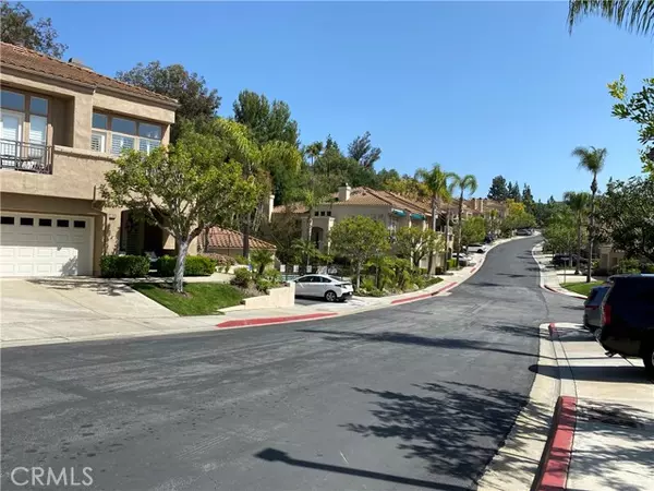 Anaheim Hills, CA 92807,307 S San Vicente Lane