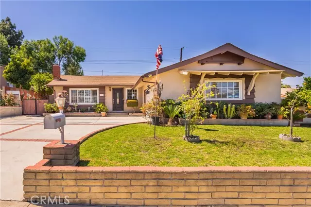 Hacienda Heights, CA 91745,949 Beech Hill Avenue