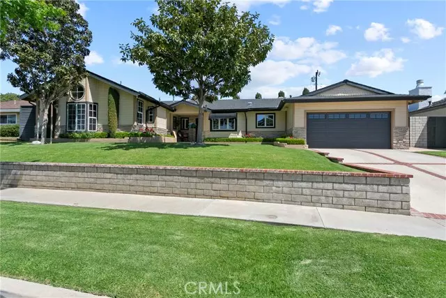 Yorba Linda, CA 92886,5092 Briarhill Drive