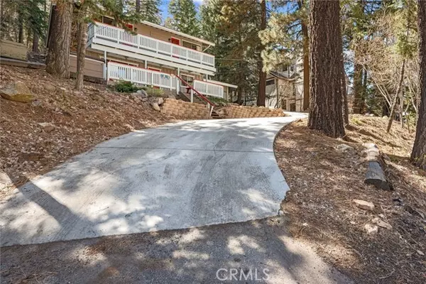 Big Bear Lake, CA 92315,1212 Club View Drive