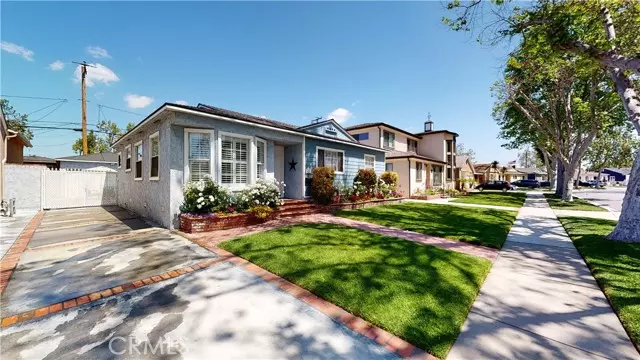 Lakewood, CA 90713,6515 Glorywhite Street