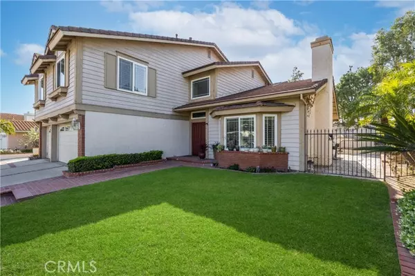 Yorba Linda, CA 92886,5355 Via Azafran