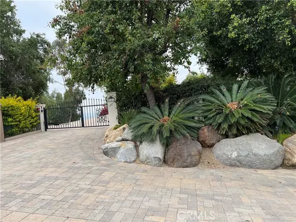 La Habra Heights, CA 90631,341 Leucadia Road