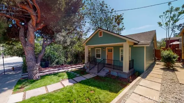 Silver Lake, CA 90039,2214 Oak Glen Place