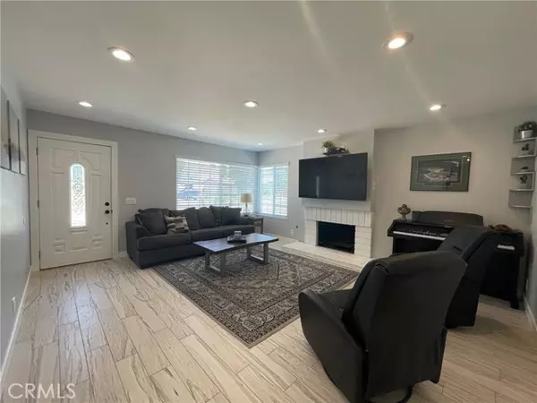 Yorba Linda, CA 92886,20252 Avenida Puesta Del Sol