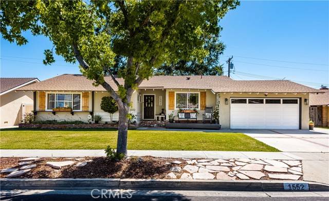 1552 Cameo Drive, North Tustin, CA 92705