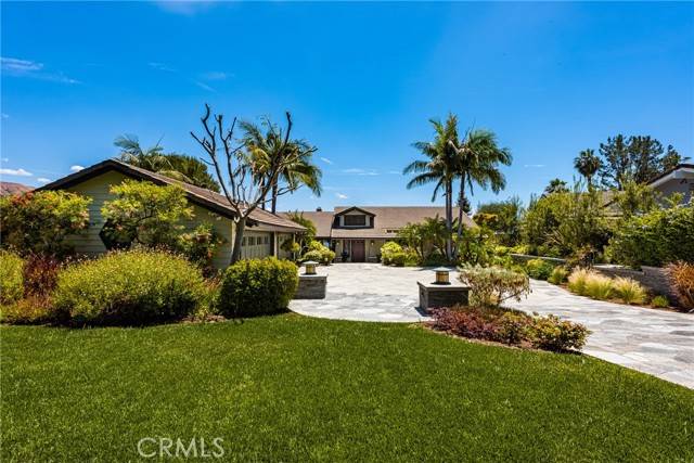 10942 Lake Court Road, North Tustin, CA 92705