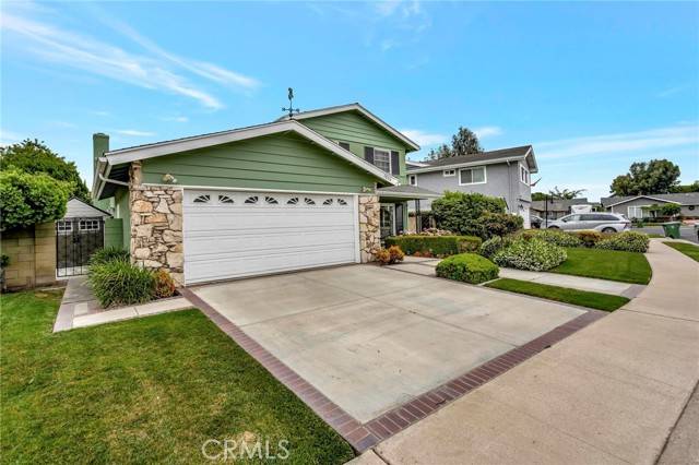 3830 Pansy Street, Seal Beach, CA 90740