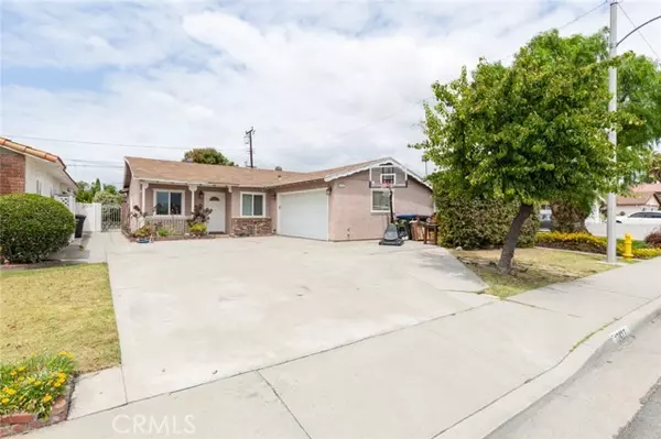 Artesia, CA 90701,17427 Ibex Avenue