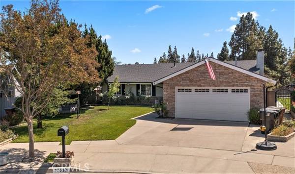 Yorba Linda, CA 92886,17532 Willow Circle