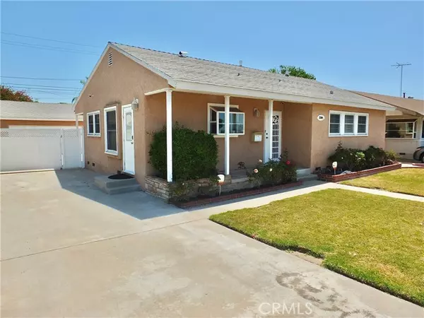 2304 Stanbridge Avenue, Long Beach, CA 90815