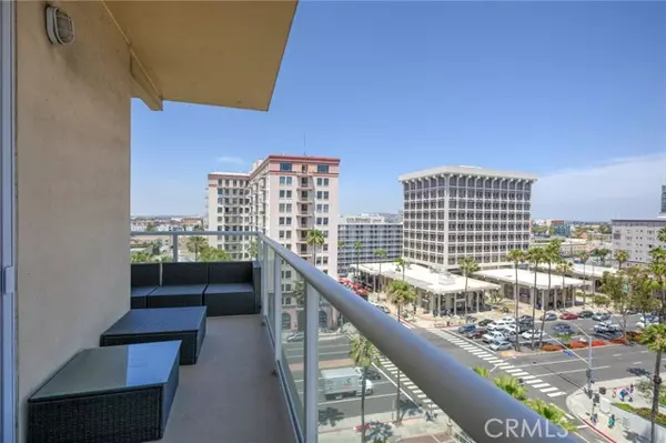 Long Beach, CA 90802,488 E Ocean Boulevard #914