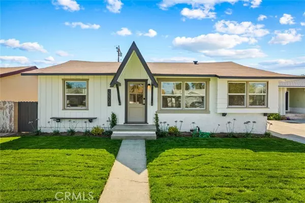 20723 Hawaiian Avenue, Lakewood, CA 90715