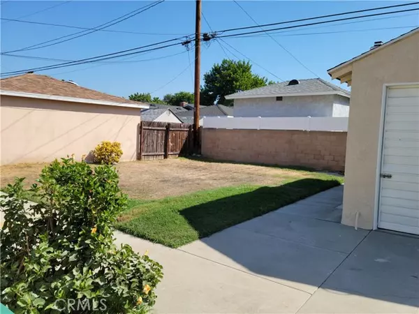 Lakewood, CA 90712,5938 Pennswood Avenue