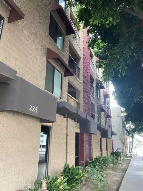 225 W 6th. st #206, Long Beach, CA 90802