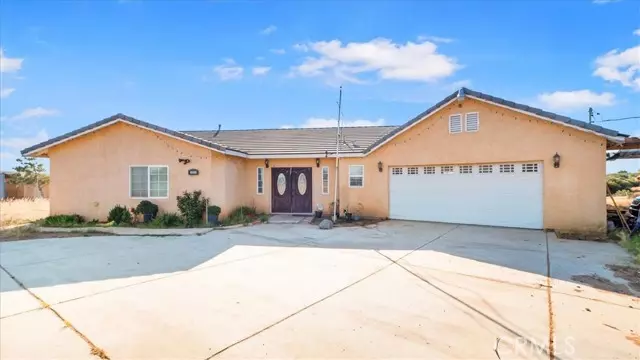 8589 Shasta Road, Phelan, CA 92371