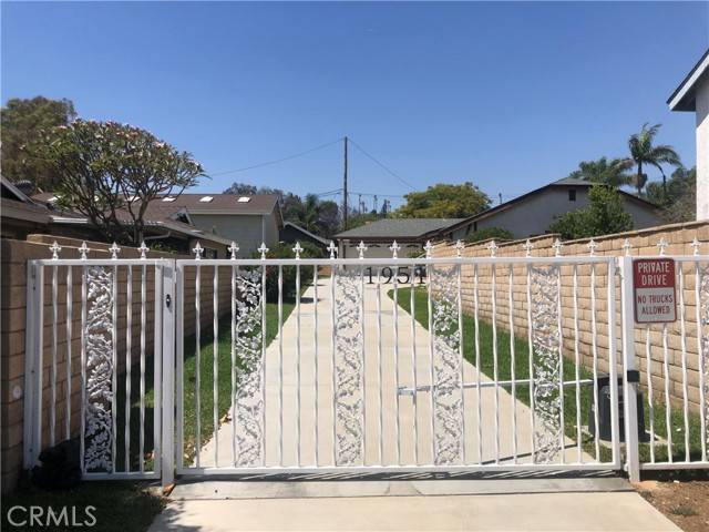 1951 E Whittier Avenue, La Habra, CA 90631