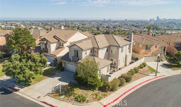 2195 Bay View Drive, Signal Hill, CA 90755