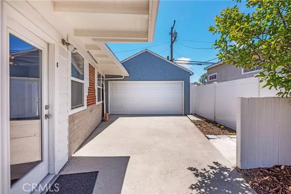 2254 Mira Mar Avenue, Long Beach, CA 90815