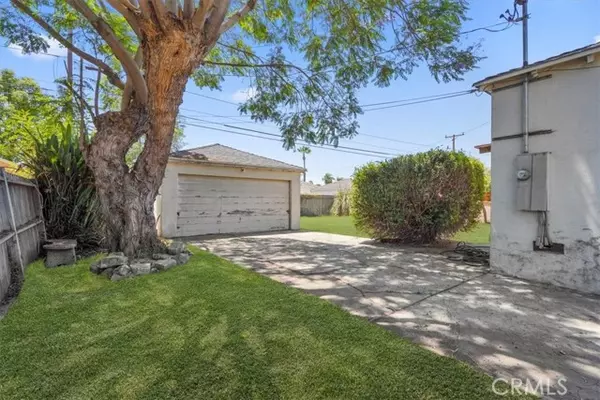 9127 S 3rd Avenue, Inglewood, CA 90305