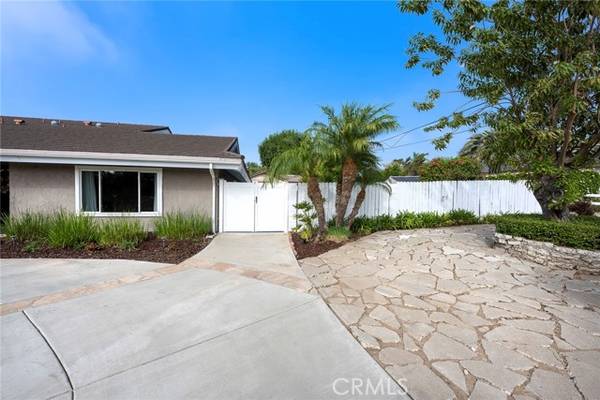 Yorba Linda, CA 92886,5427 Grandview Avenue