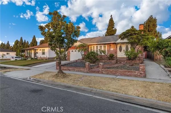 5109 Pearce Avenue, Lakewood, CA 90712