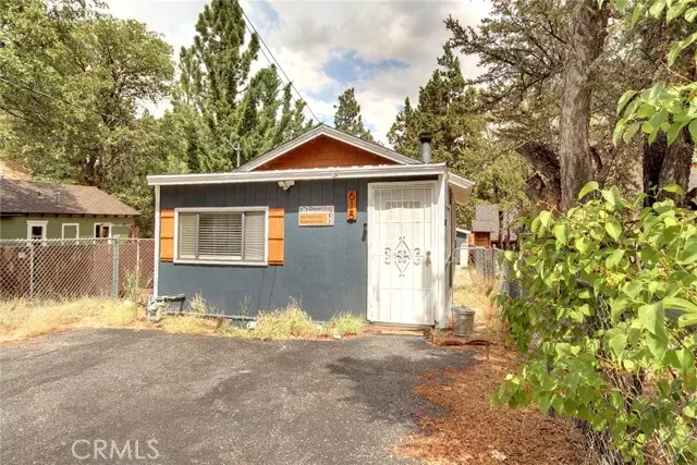 Big Bear City, CA 92386,615 Cedar Lane