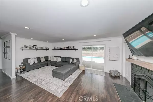 Glendora, CA 91740,355 Temmera Lane