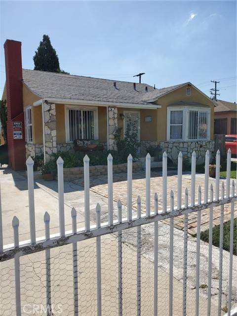 Compton, CA 90221,1338 E Schinner Street