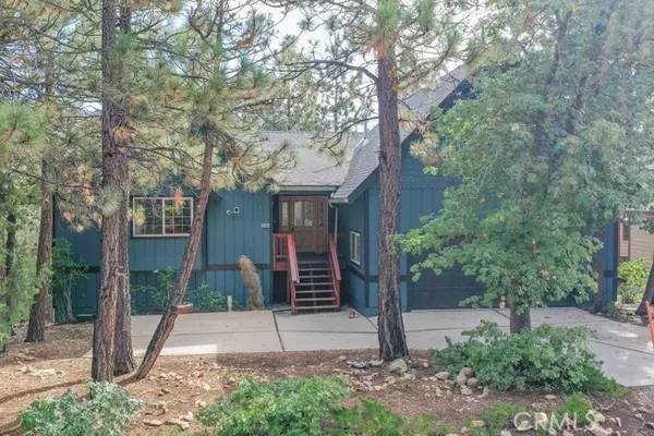 Big Bear, CA 92315,43855 Wolf Road