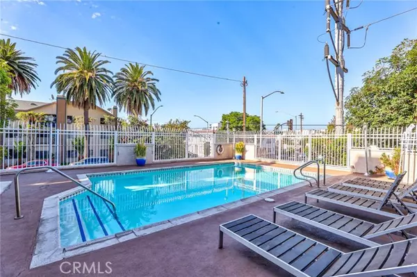 Long Beach, CA 90802,628 Daisy Avenue #220