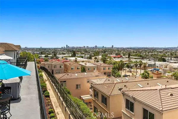 Signal Hill, CA 90755,2599 Walnut Avenue #217