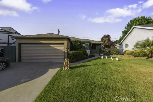 Lakewood, CA 90713,4476 Paula Avenue