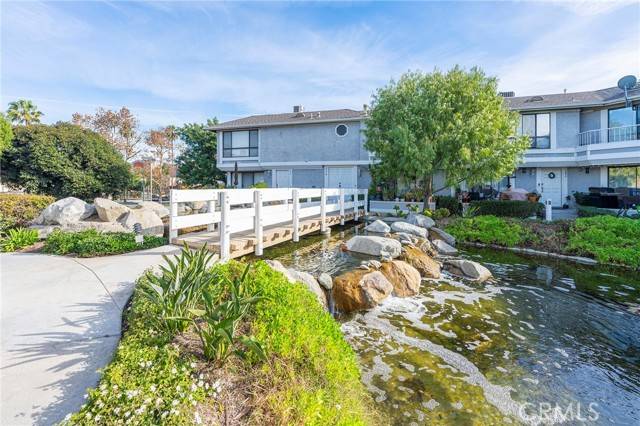 Anaheim, CA 92805,120 S Seneca Circle #10