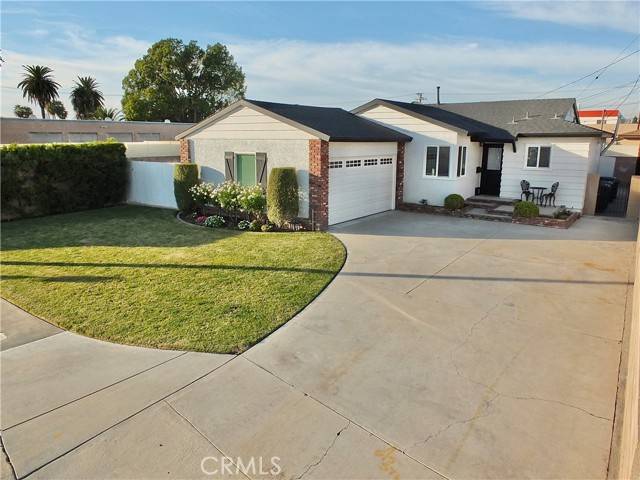 11607 175th Street, Artesia, CA 90701