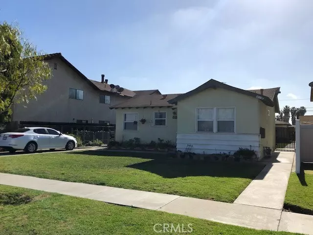 4312 Howard Avenue, Los Alamitos, CA 90720