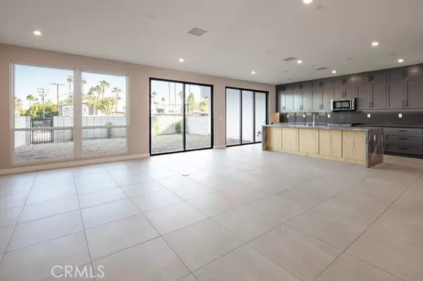 Palm Springs, CA 92264,921 Bel Air Drive