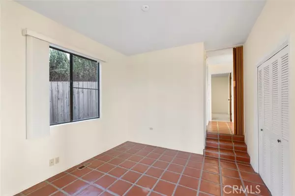 San Clemente, CA 92672,344 Calle Bahia