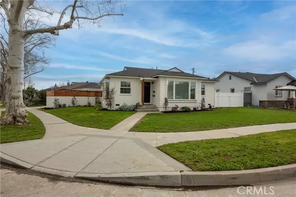 Lakewood, CA 90713,5740 Candor Street